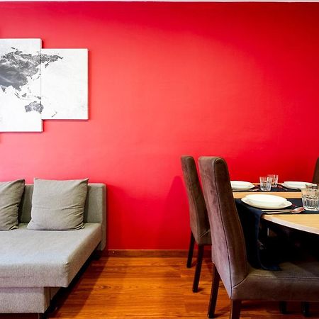 Three Bedroom Apartment In Sants Barcelona Ngoại thất bức ảnh