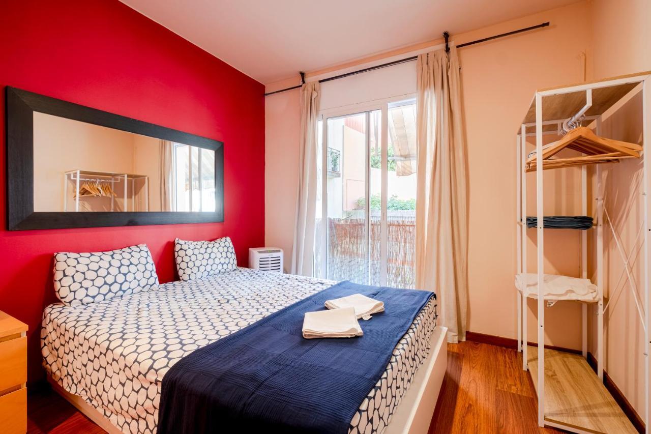 Three Bedroom Apartment In Sants Barcelona Ngoại thất bức ảnh
